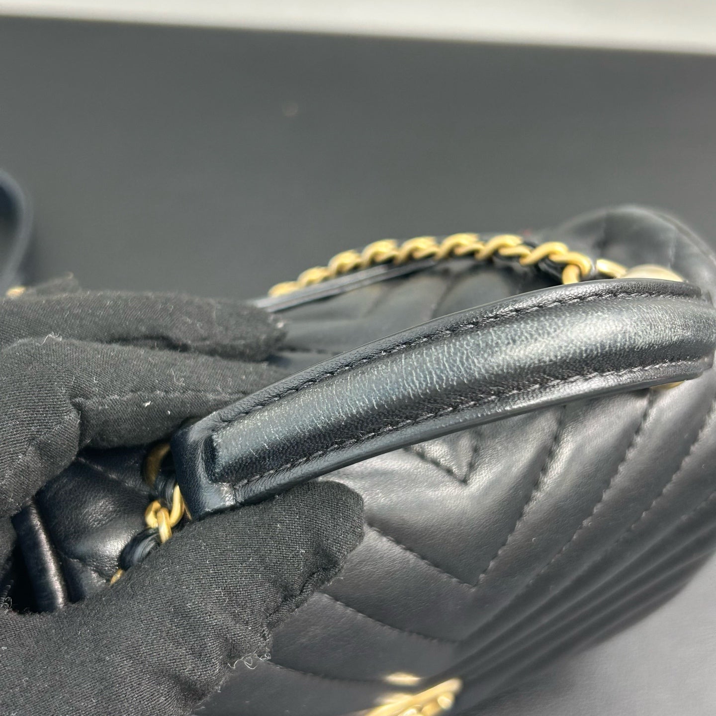 Chanel - Other - Leather - Black - (small)
