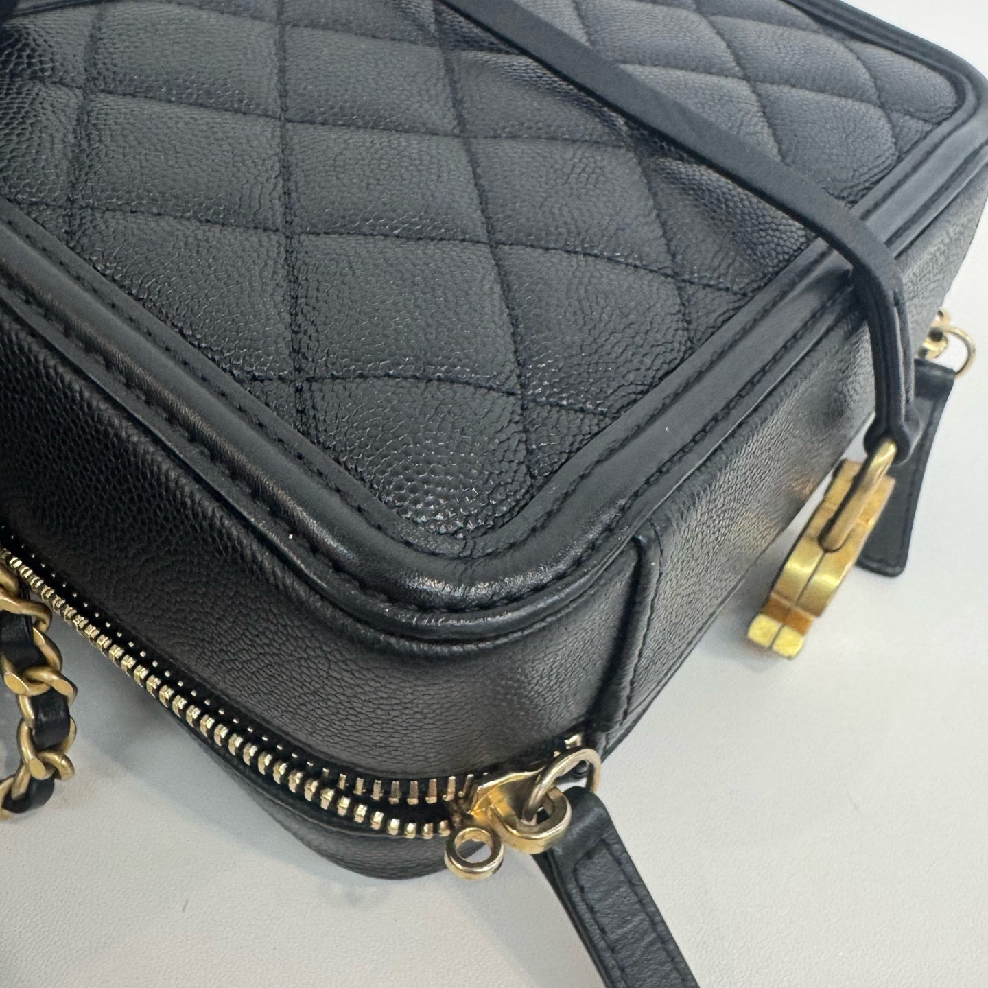 Chanel - Other - Leather - Black - (small)