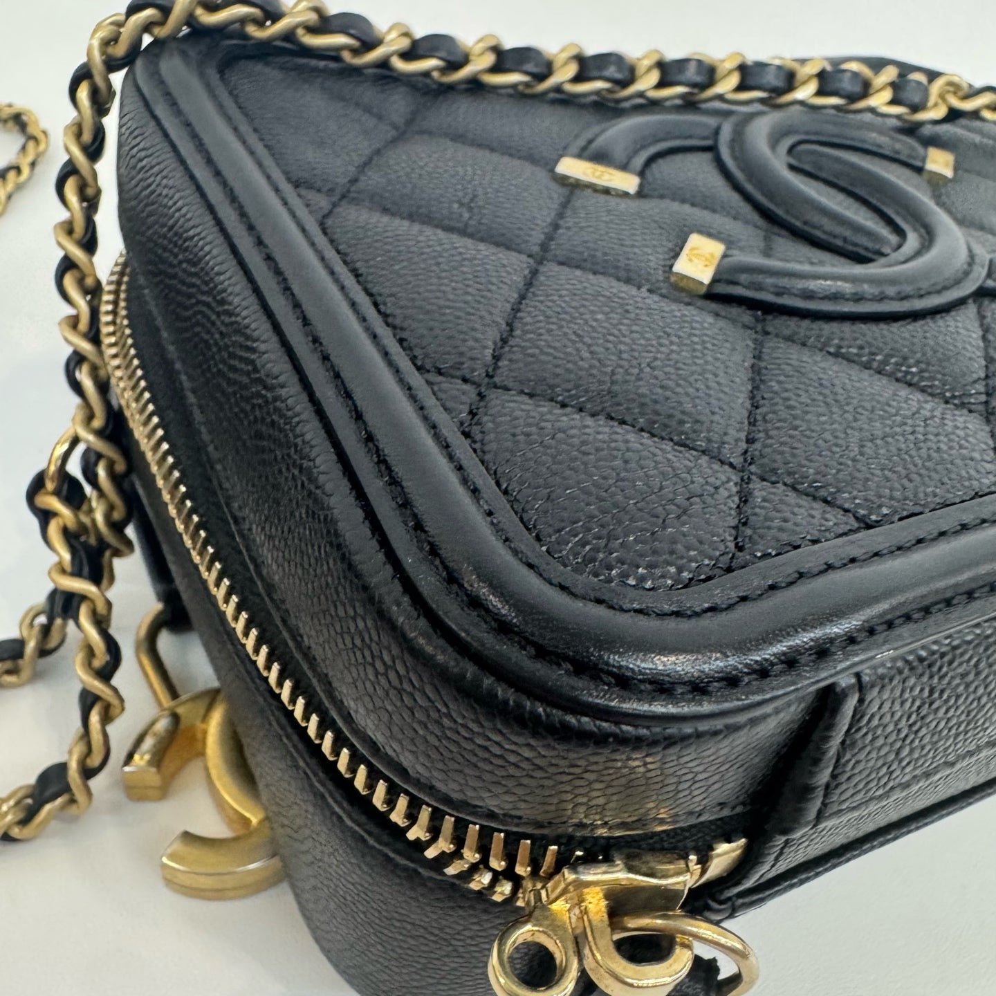 Chanel - Other - Leather - Black - (small)