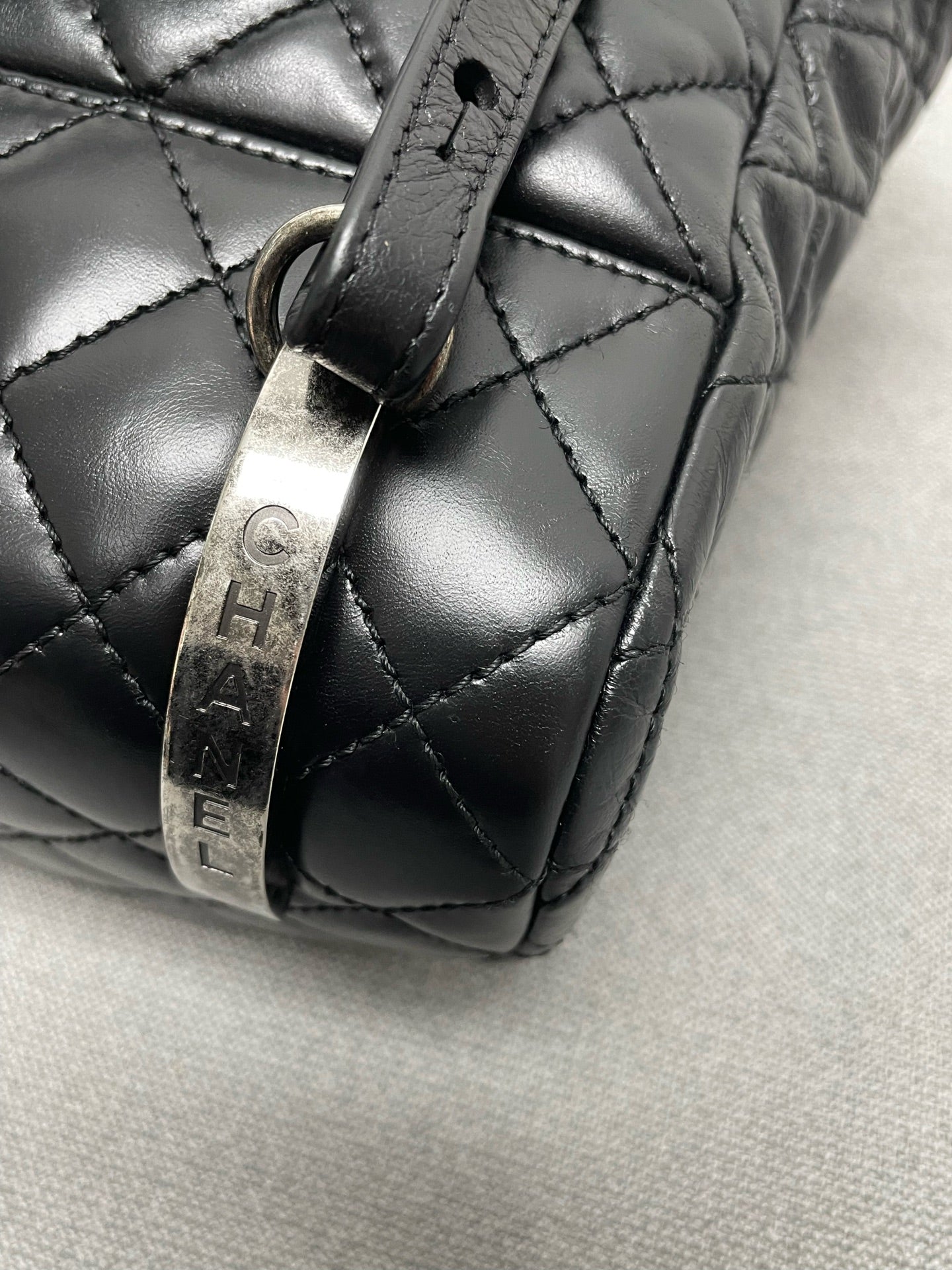 Chanel - Other - Leather - Black - (small)