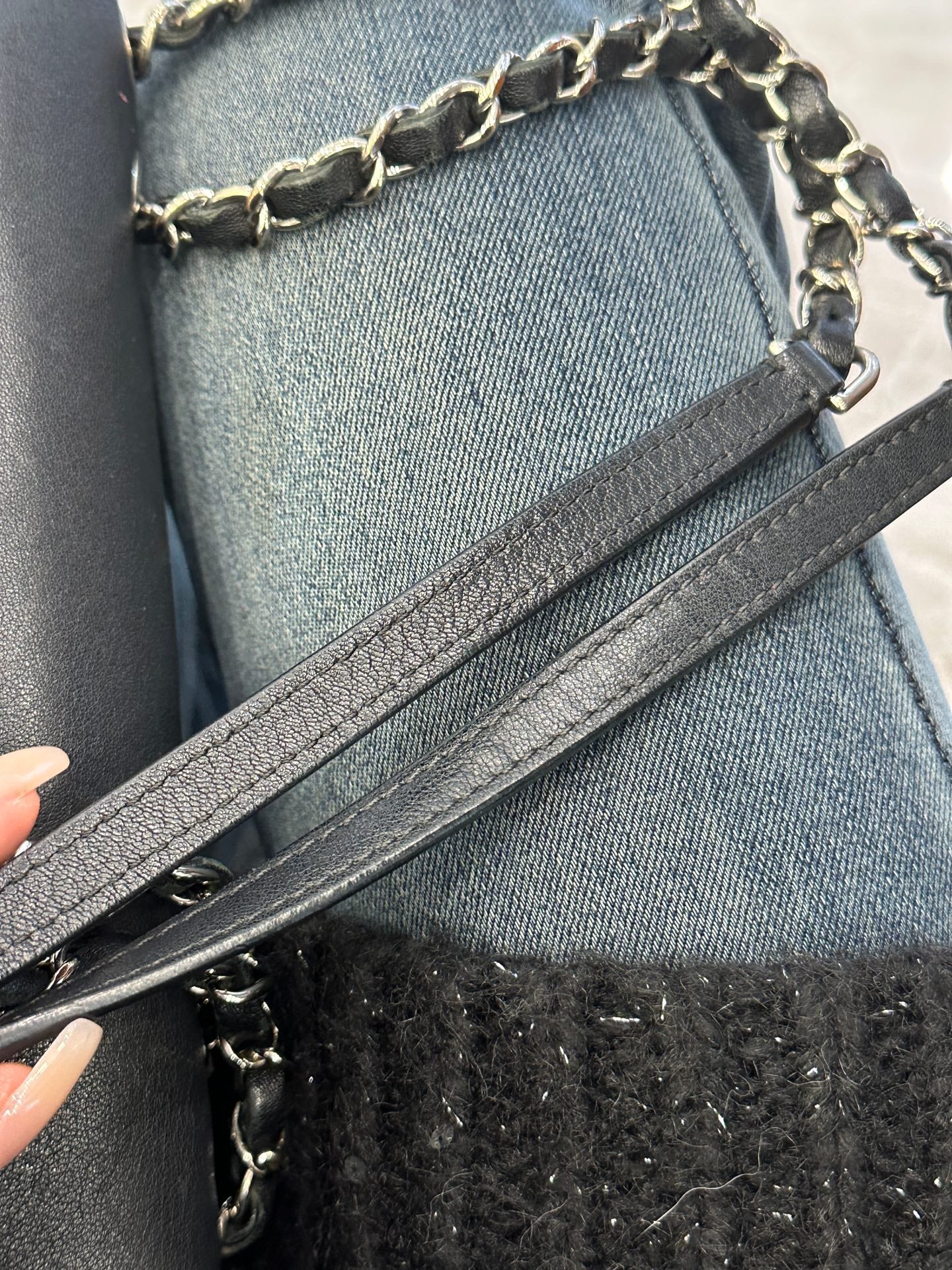 Chanel - Other - Leather - Black - (Small)