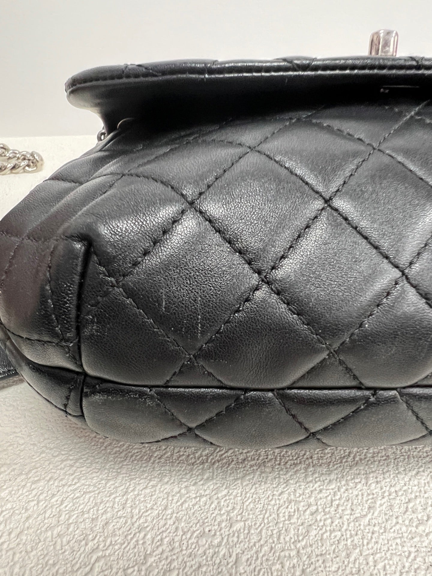 Chanel - Other - Leather - Black - (small)