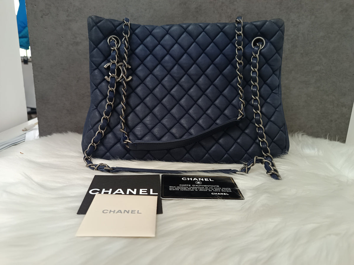 Chanel - Other - Leather - Blue - (Large)