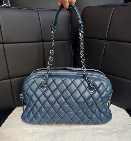 Chanel - Other - Leather - Blue - (large)