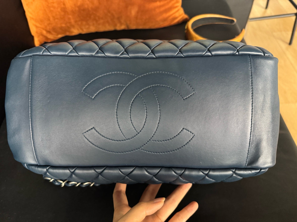 Chanel - Other - Leather - Blue - (large)