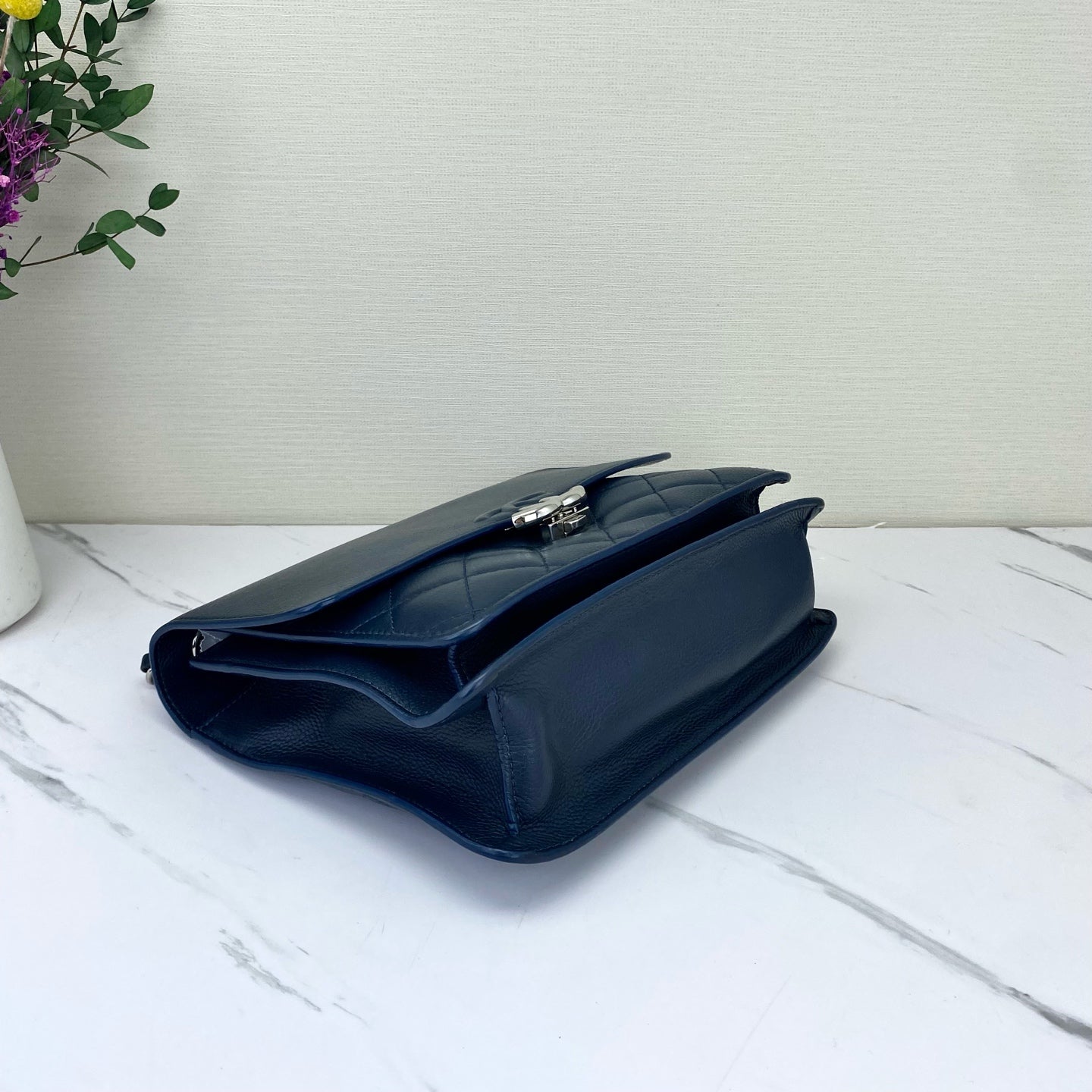 Chanel - Other - Leather - Blue - (medium)