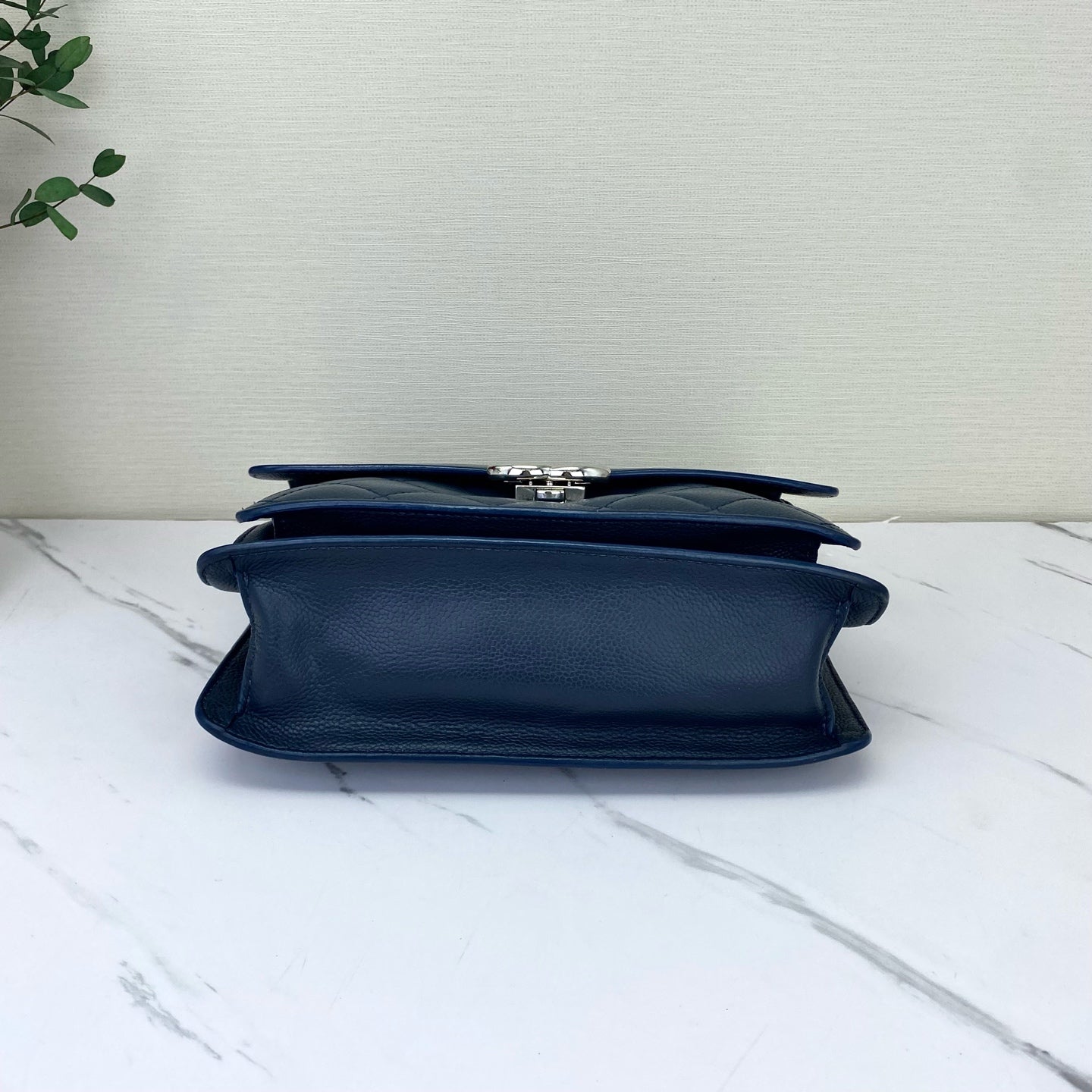 Chanel - Other - Leather - Blue - (medium)