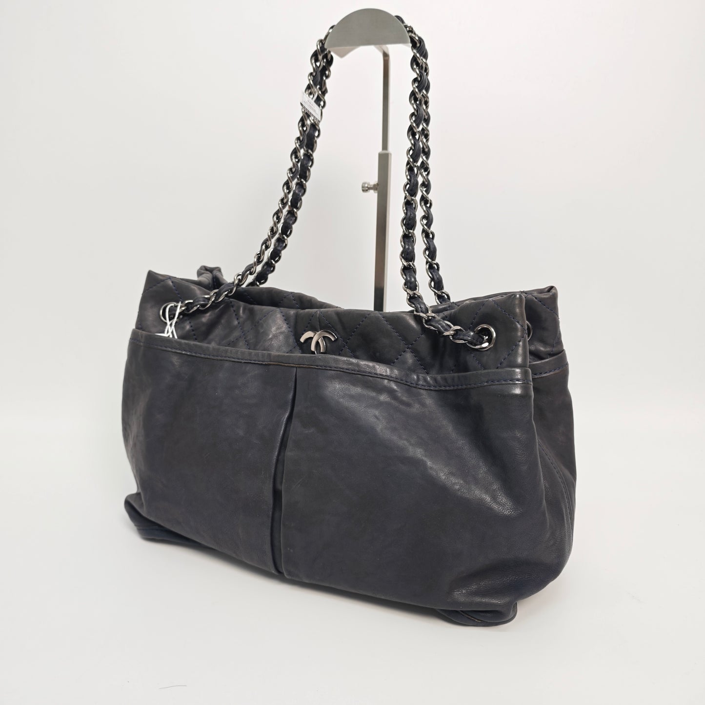 Chanel - Other - Leather - Blue - (medium)