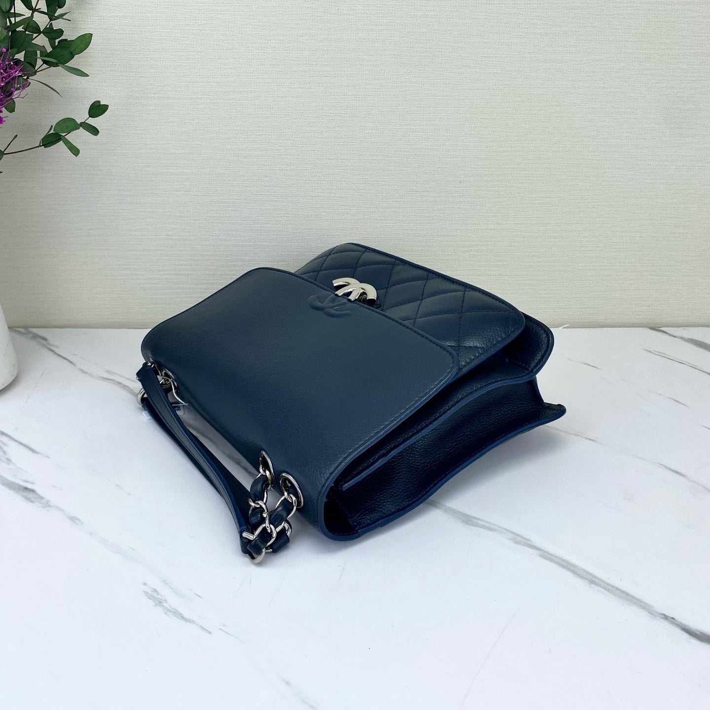 Chanel - Other - Leather - Blue - (medium)