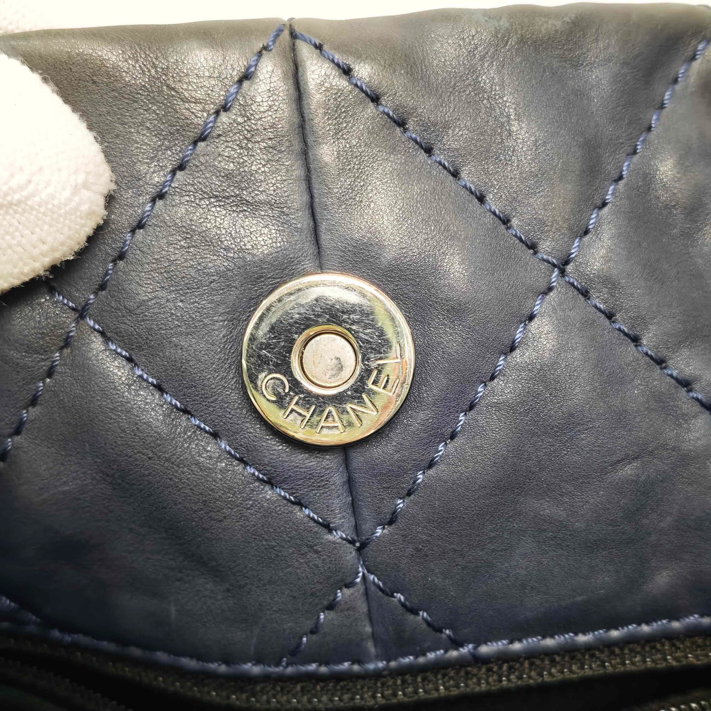 Chanel - Other - Leather - Blue - (medium)