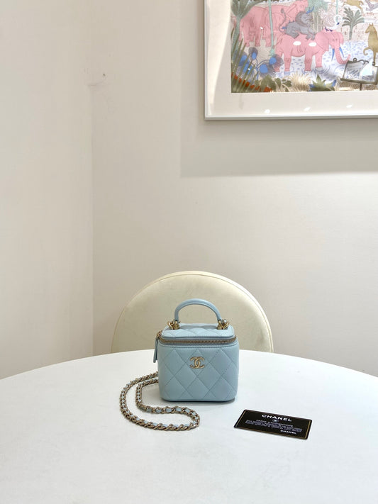 Chanel - Other - Leather - Blue - (mini)