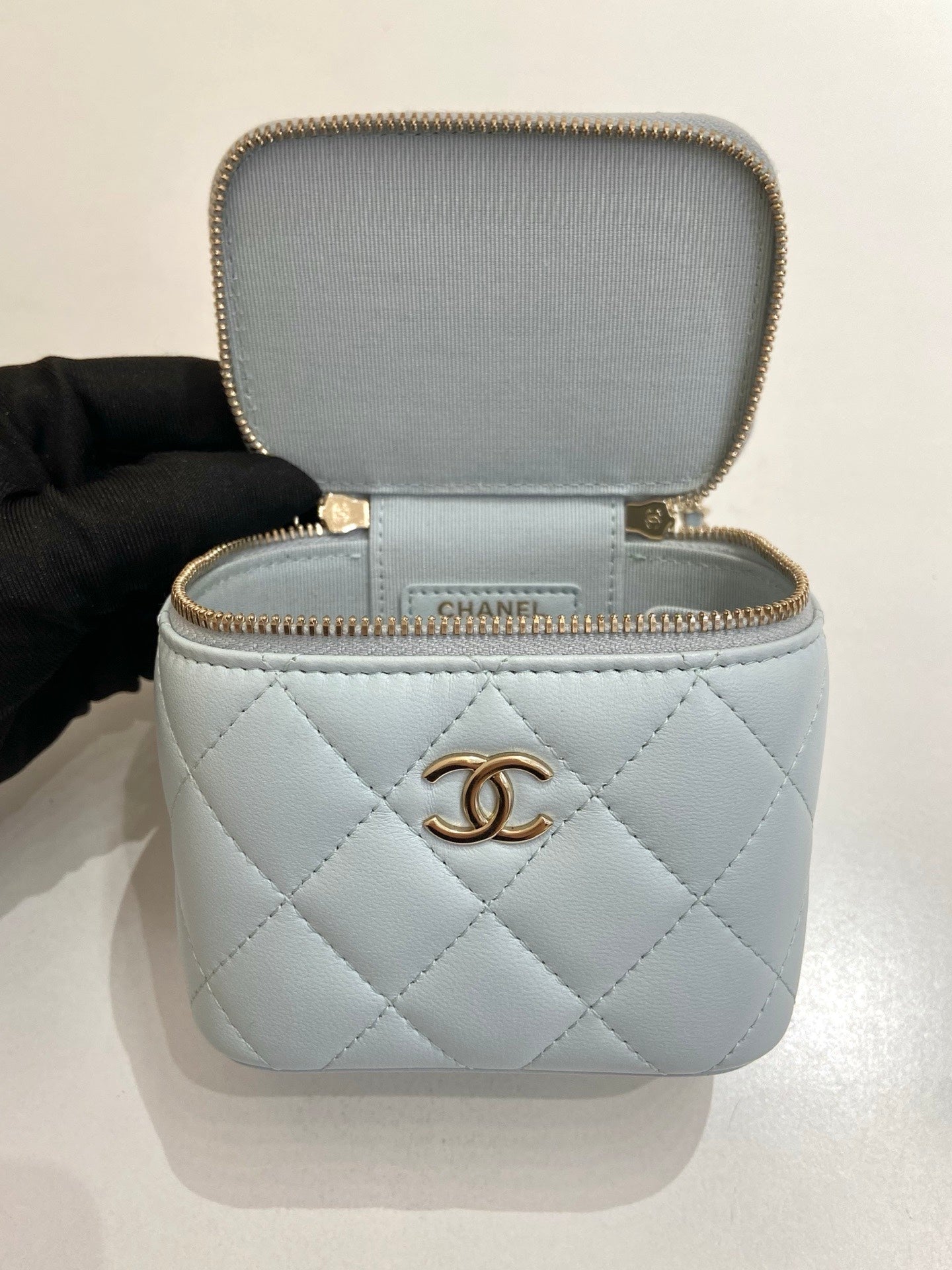 Chanel - Other - Leather - Blue - (mini)