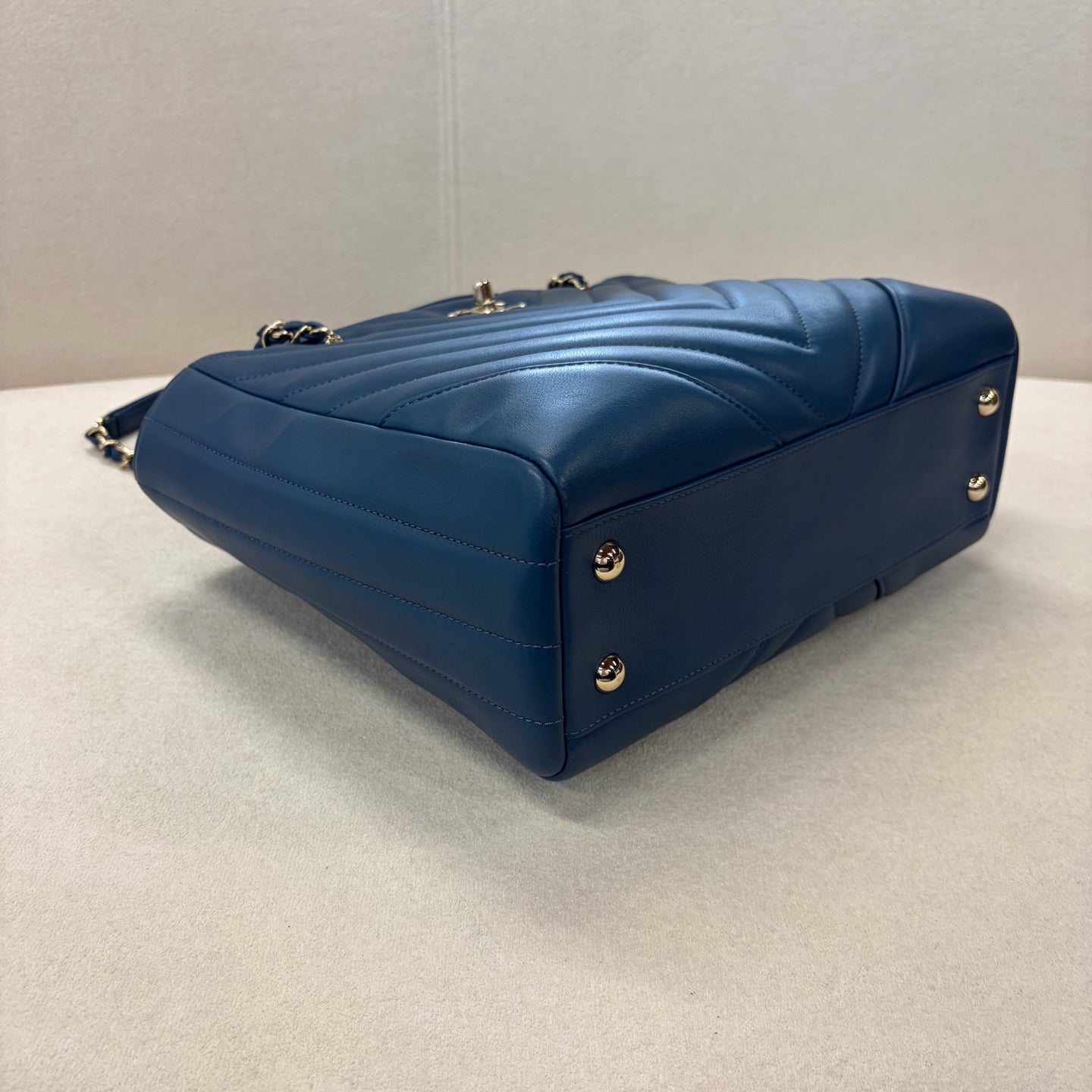 Chanel - Other - Leather - Blue - (small)