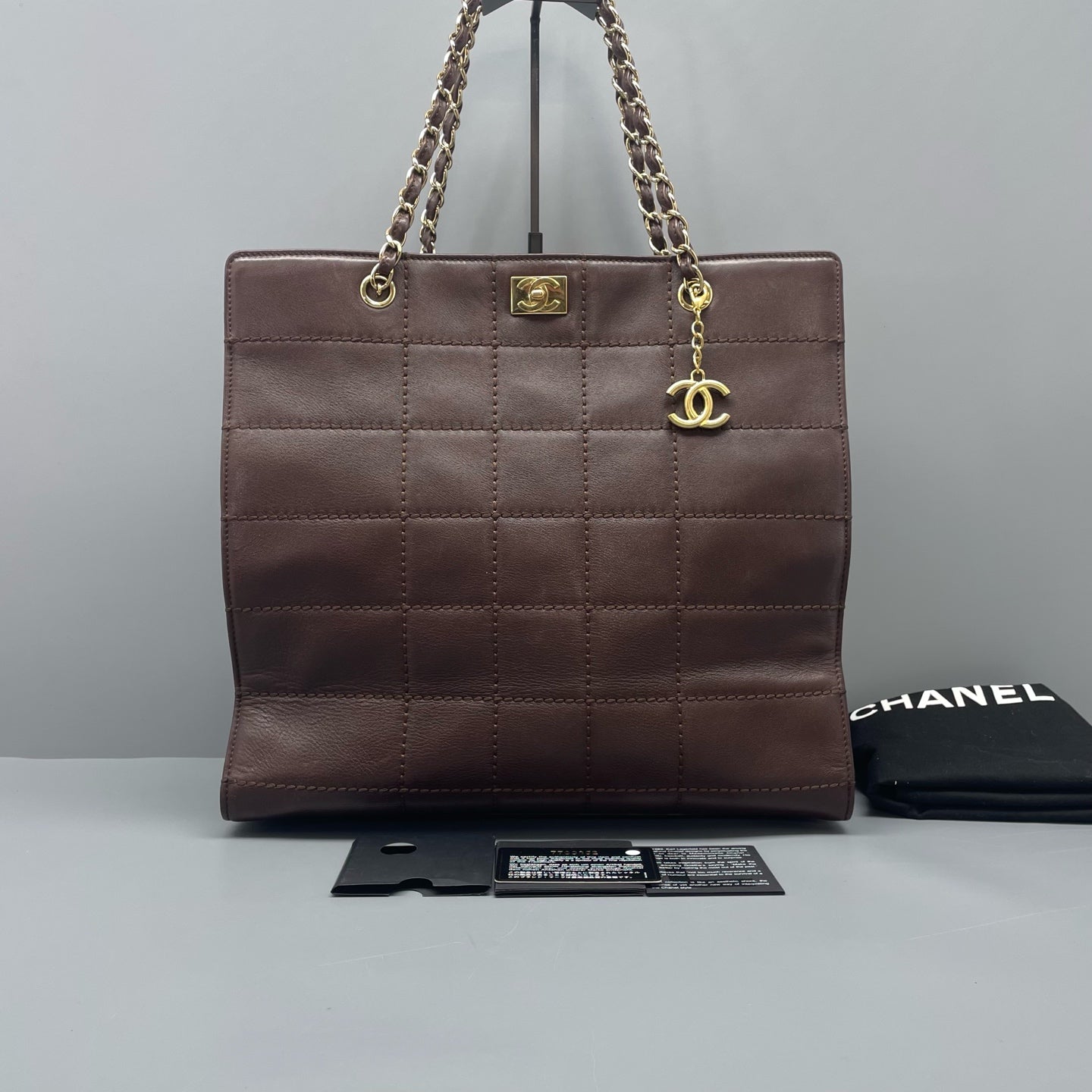 Chanel - Other - Leather - Brown - (Large)