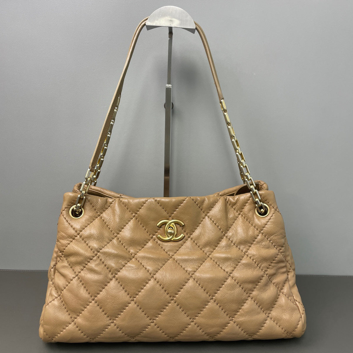 Chanel - Other - Leather - Brown - (large)