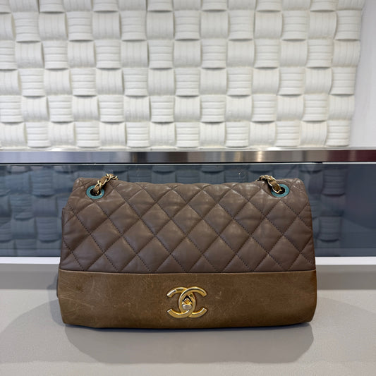 Chanel - Other - Leather - Brown - (Medium)