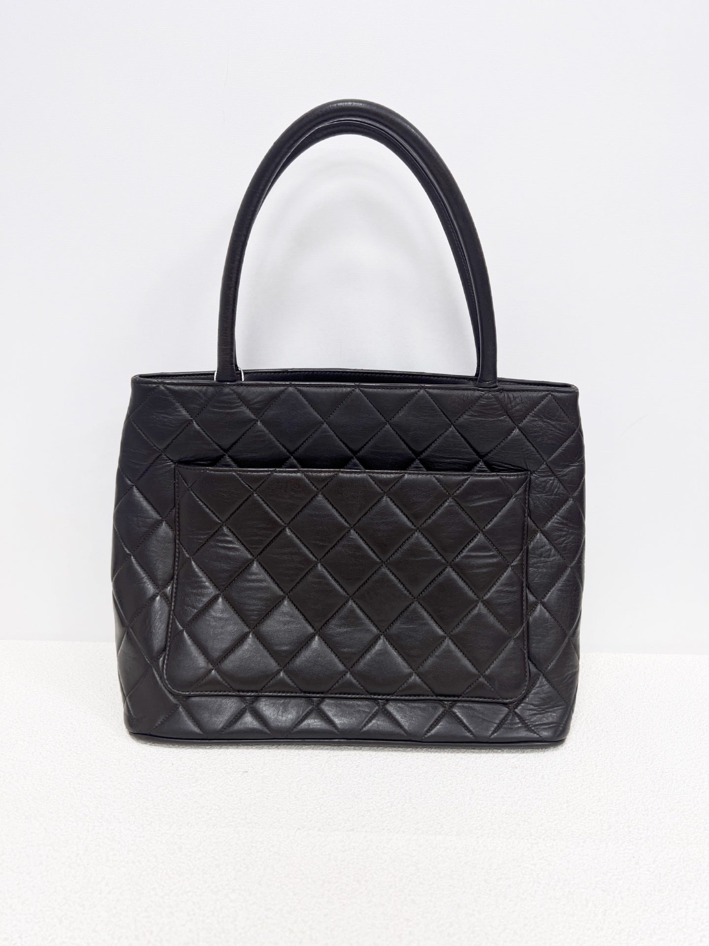 Chanel - Other - Leather - Brown - (medium)