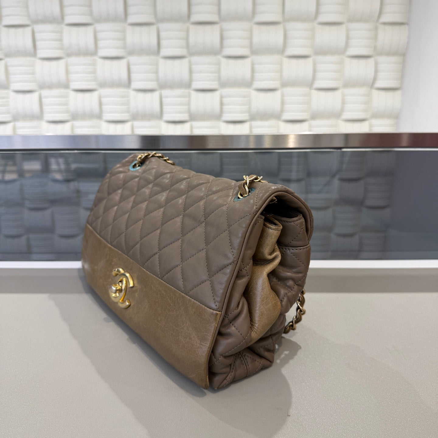 Chanel - Other - Leather - Brown - (Medium)