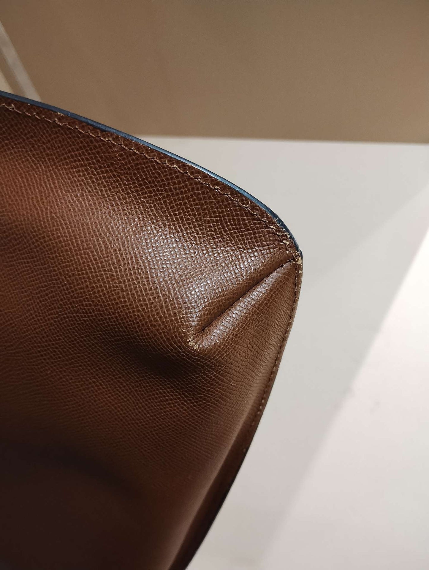 Chanel - Other - Leather - Brown - (medium)