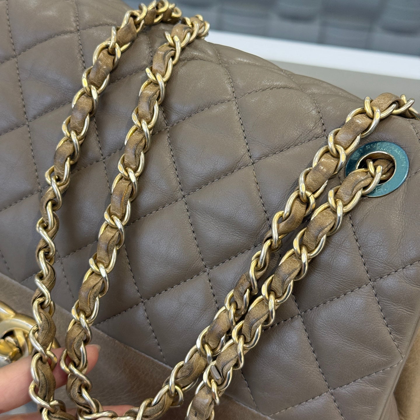 Chanel - Other - Leather - Brown - (Medium)