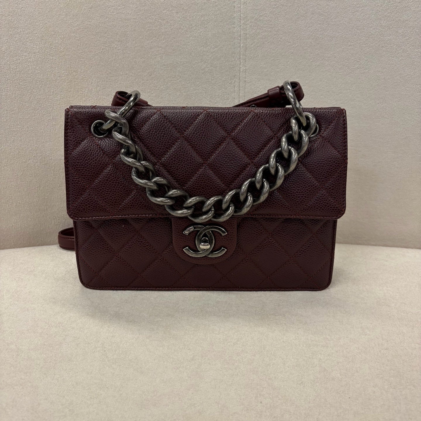 Chanel - Other - Leather - Burgundy - (medium)