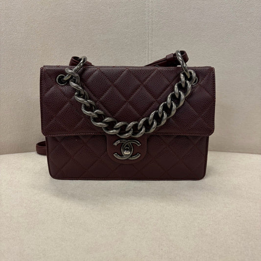 Chanel - Other - Leather - Burgundy - (medium)