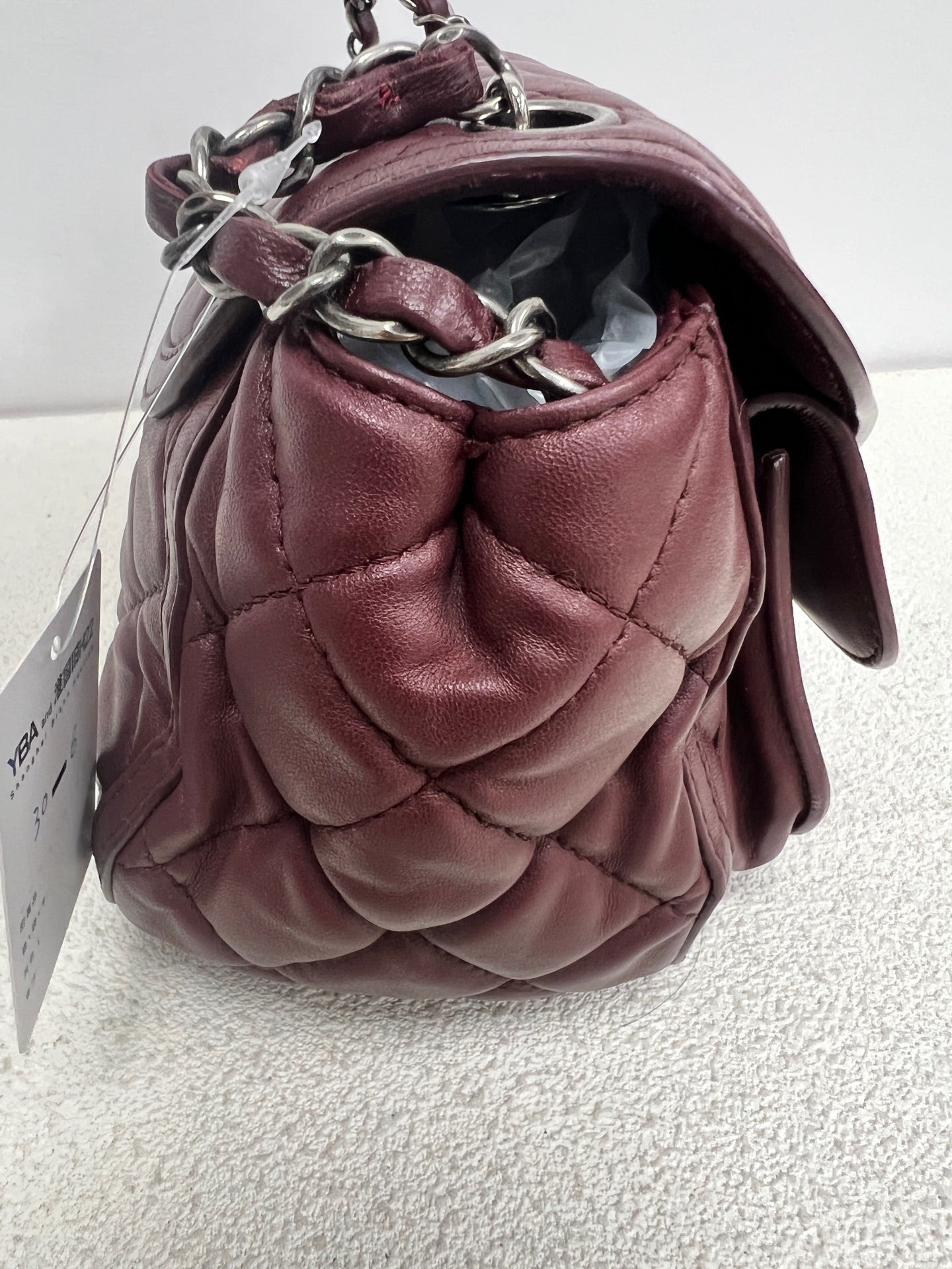 Chanel - Other - Leather - Burgundy - (medium)