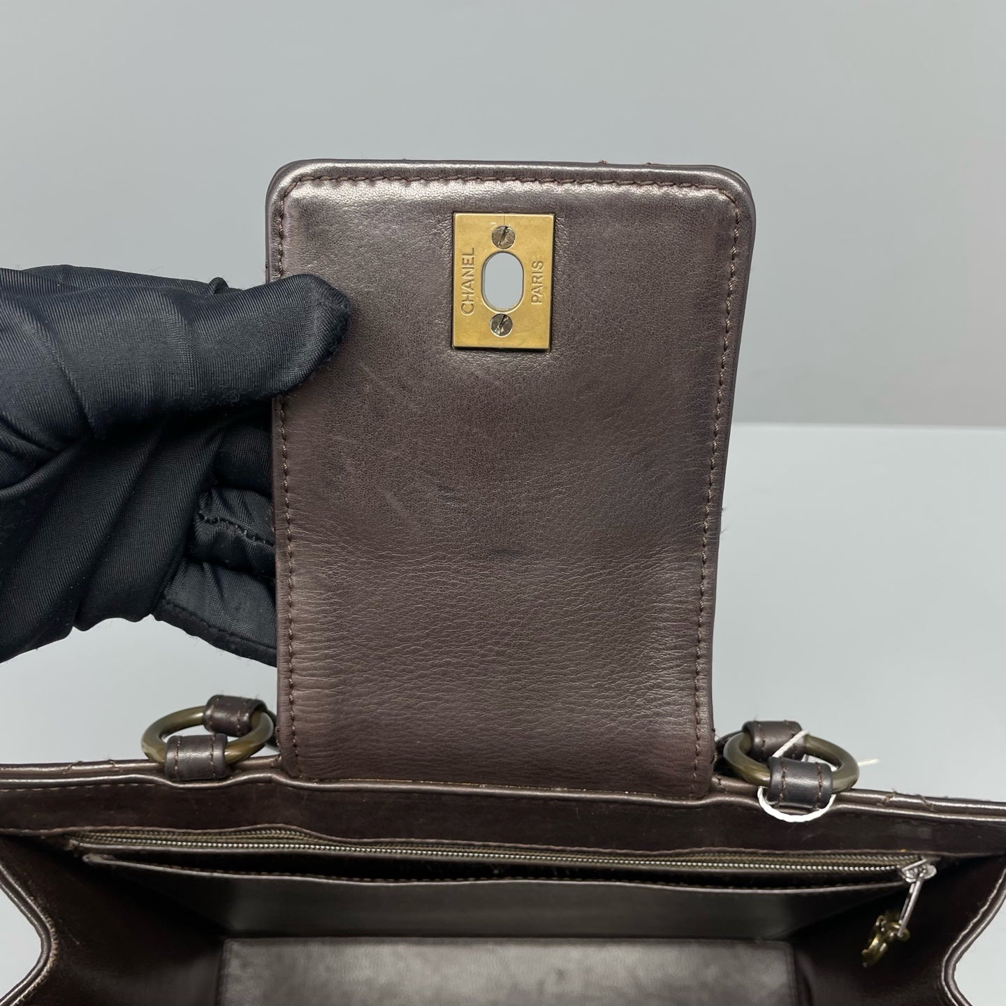 Chanel - Other - Leather - Dark Brown - (Medium)