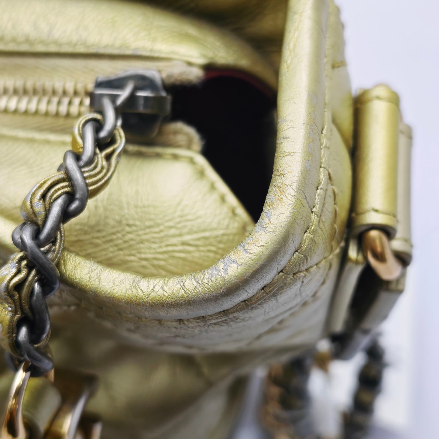 Chanel - Other - Leather - Gold - (small)