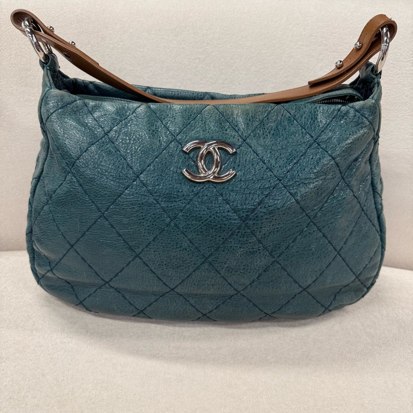 Chanel - Other - Leather - Green - (large)