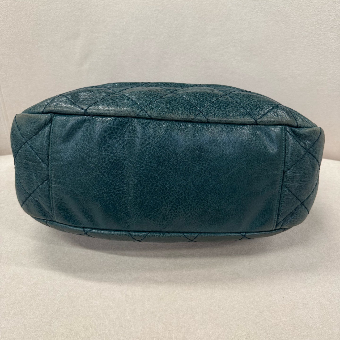 Chanel - Other - Leather - Green - (large)