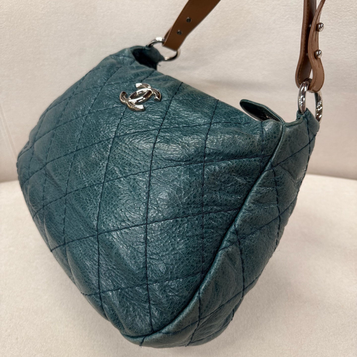Chanel - Other - Leather - Green - (large)