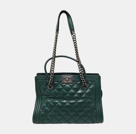 Chanel - Other - Leather - Green - (medium)
