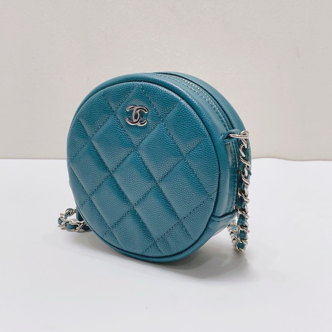 Chanel - Other - Leather - Green - (mini)