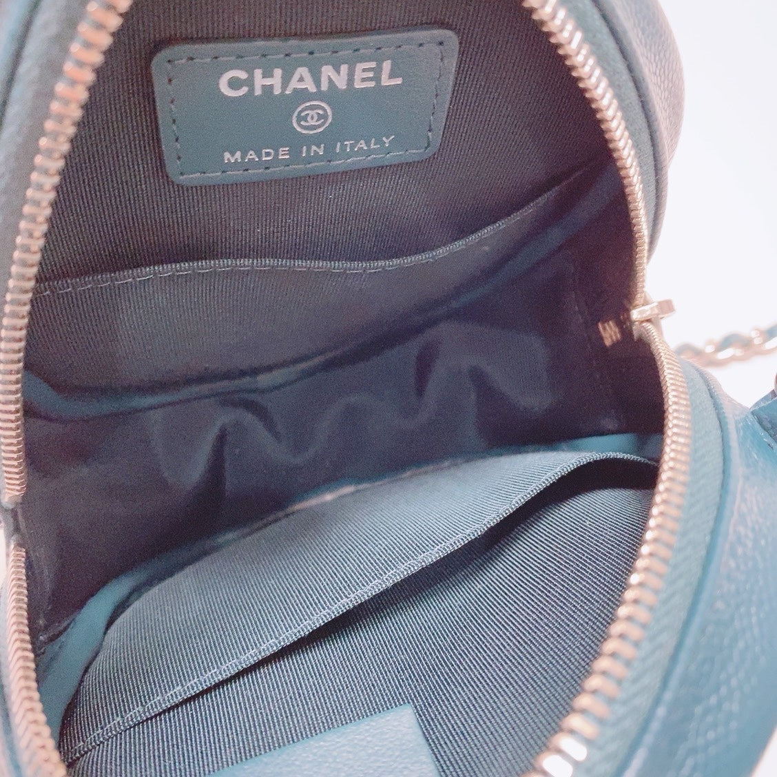 Chanel - Other - Leather - Green - (mini)