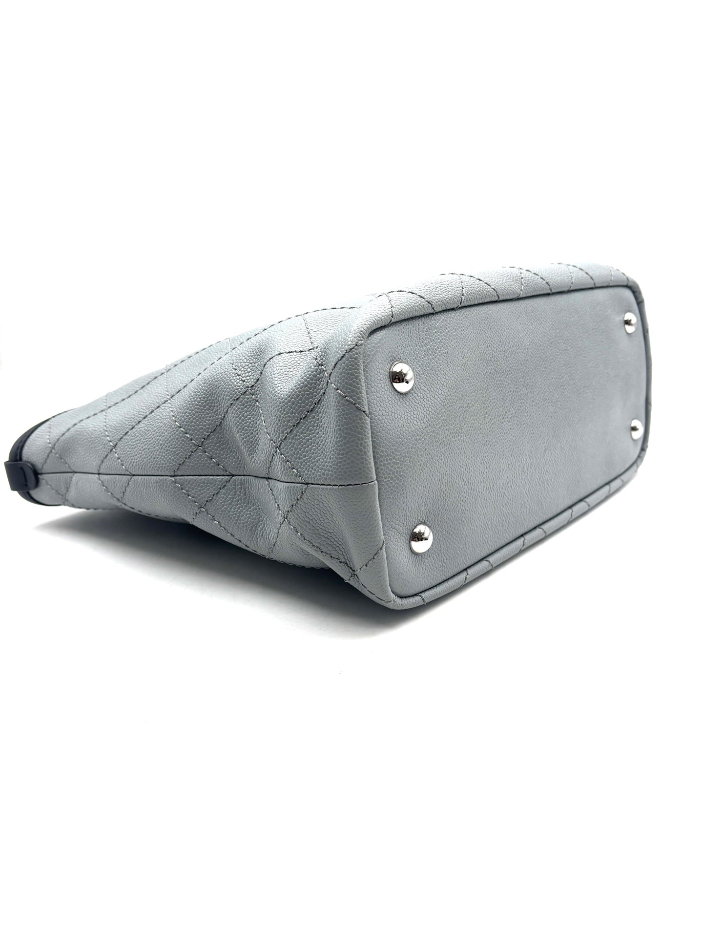 Chanel - Other - Leather - Grey - (Large)