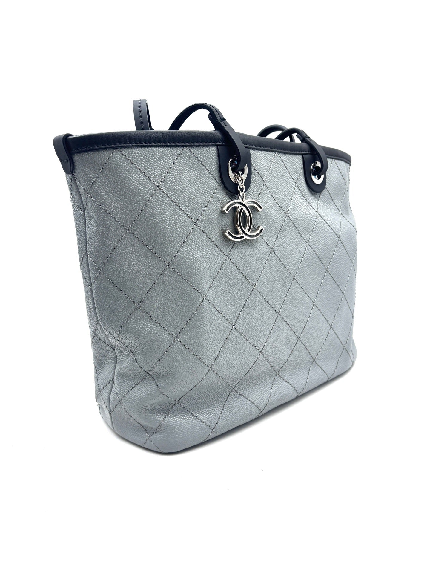 Chanel - Other - Leather - Grey - (Large)