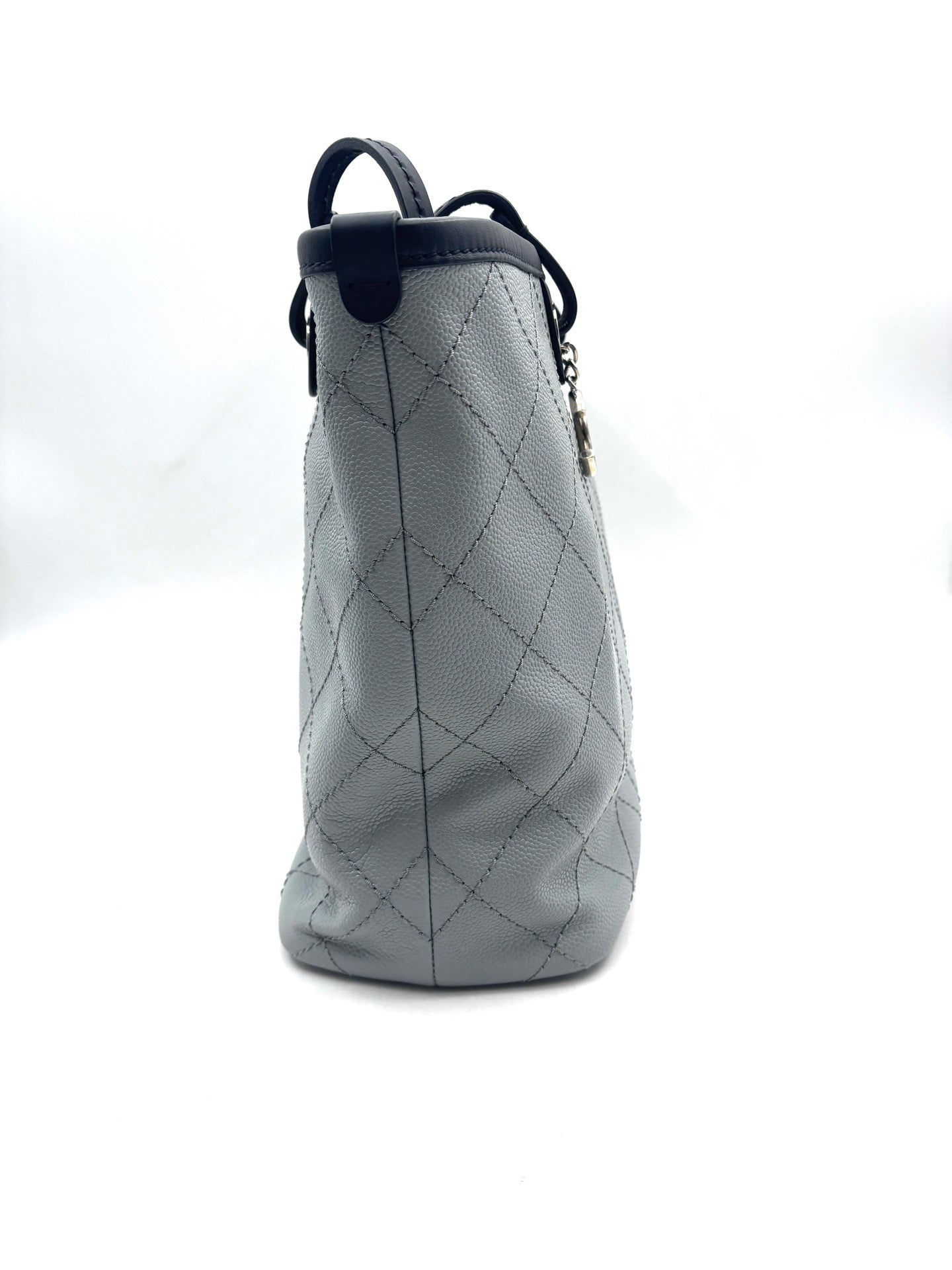 Chanel - Other - Leather - Grey - (Large)