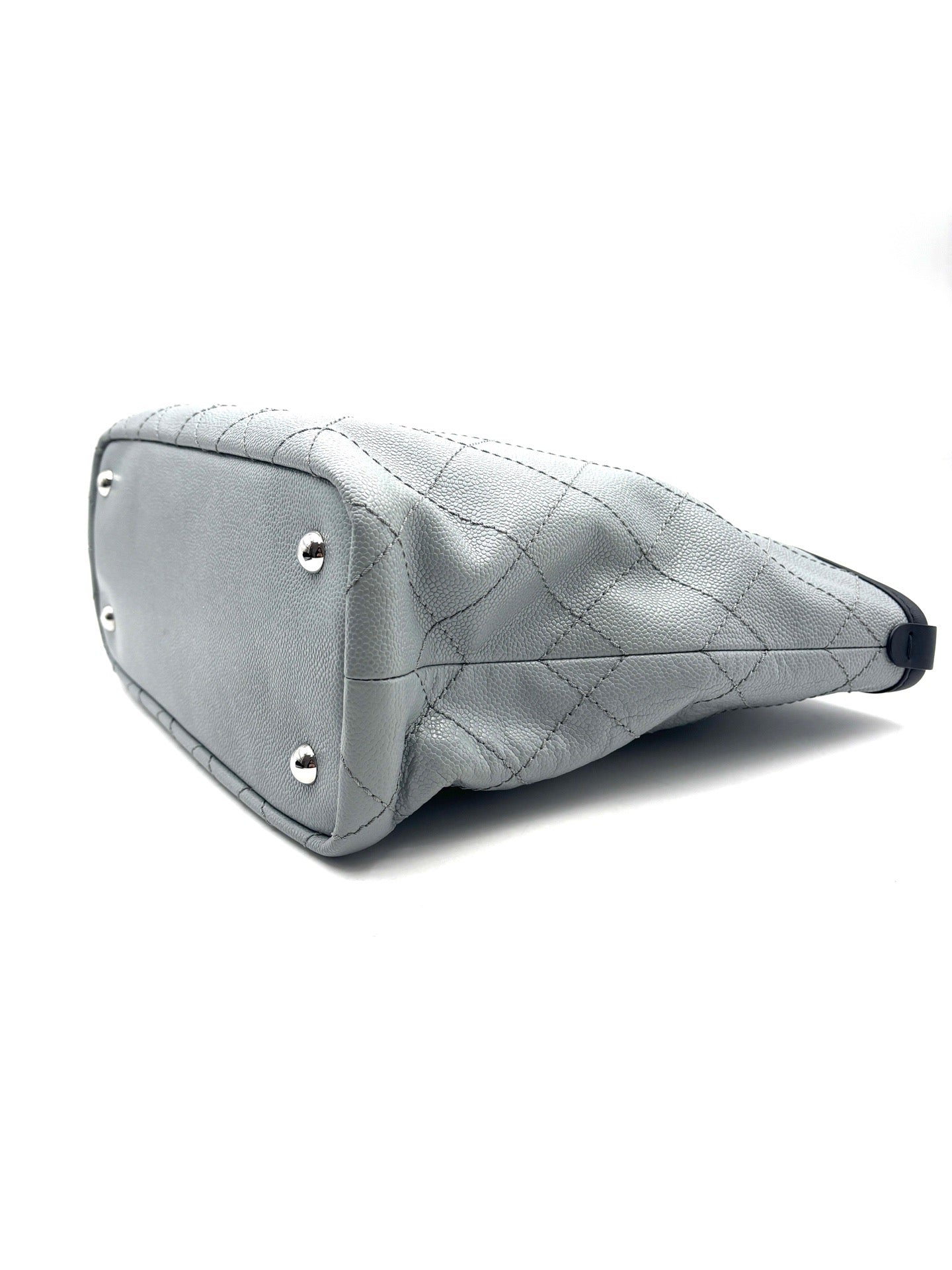 Chanel - Other - Leather - Grey - (Large)