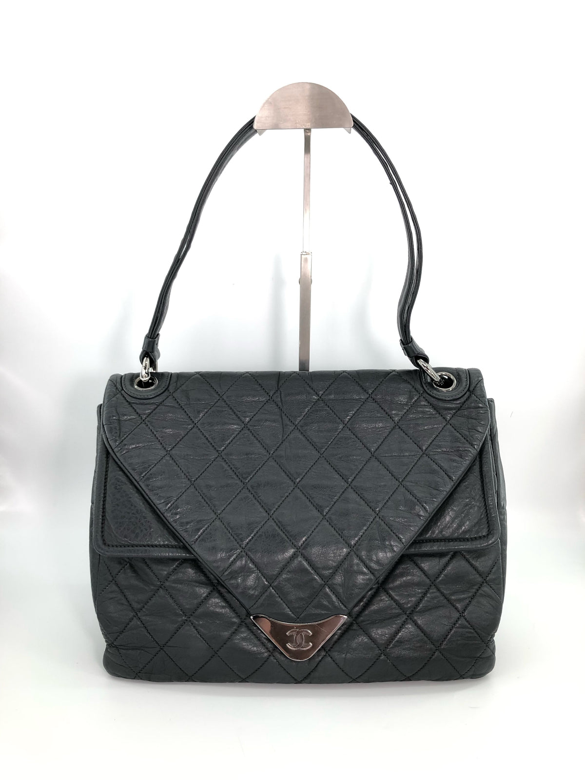 Chanel - Other - Leather - Grey - (medium)