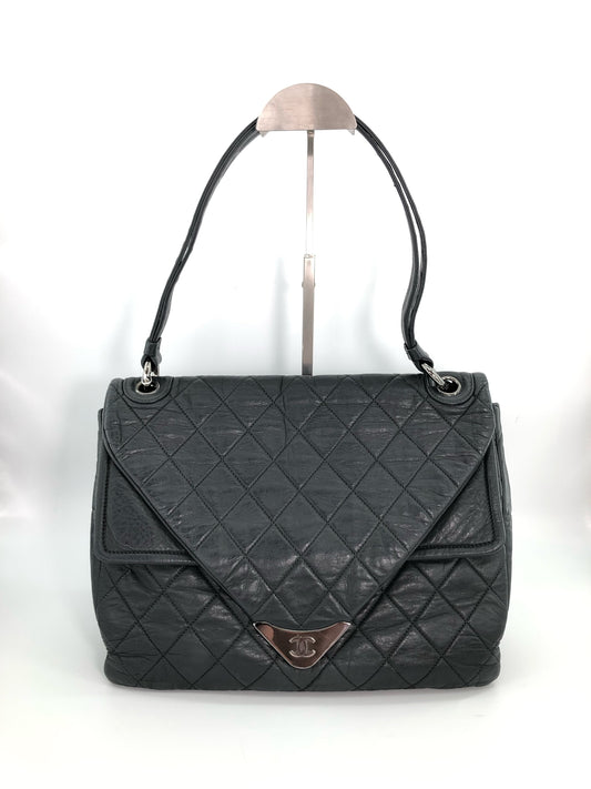 Chanel - Other - Leather - Grey - (medium)