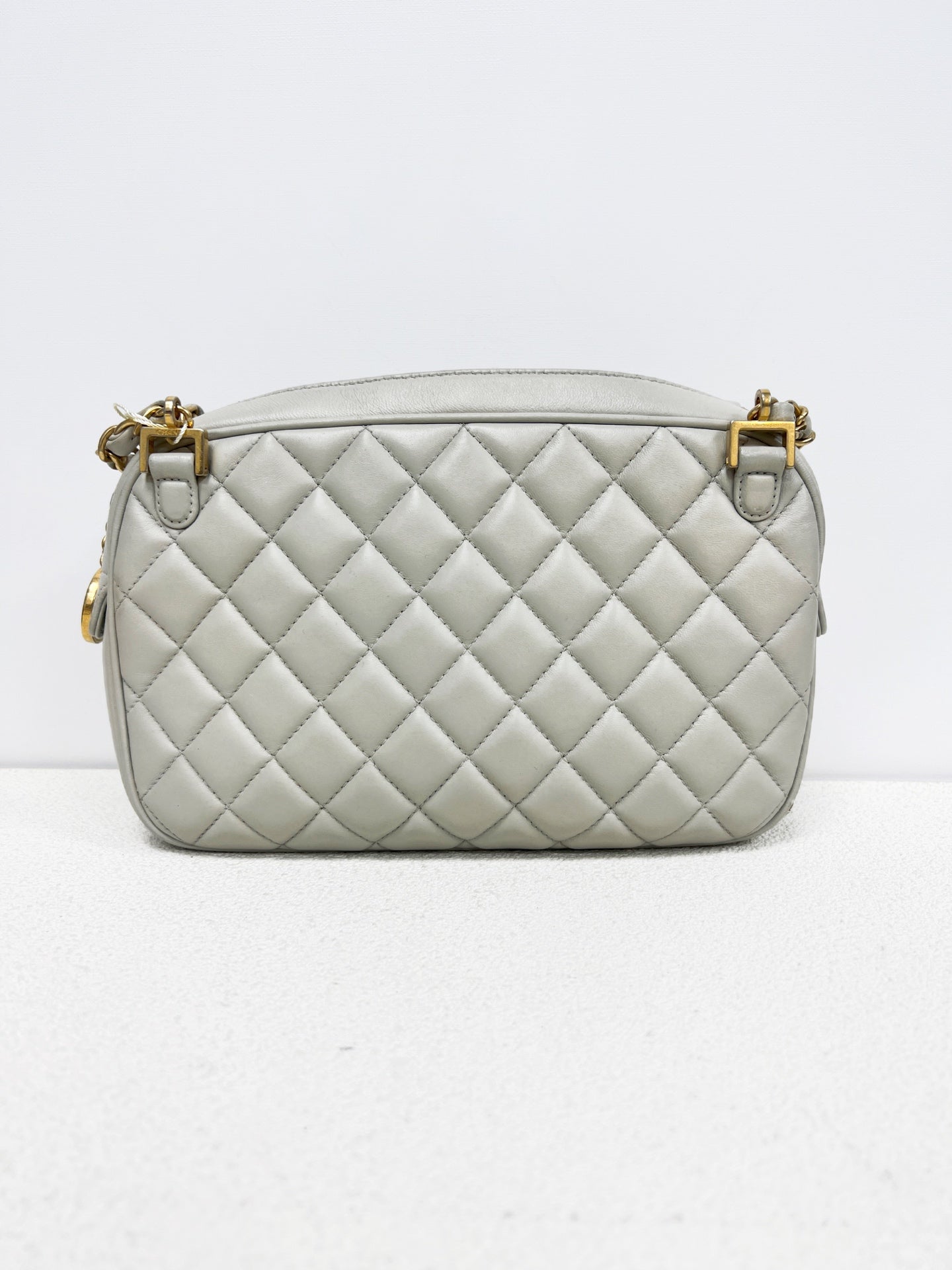 Chanel - Other - Leather - Grey - (medium)