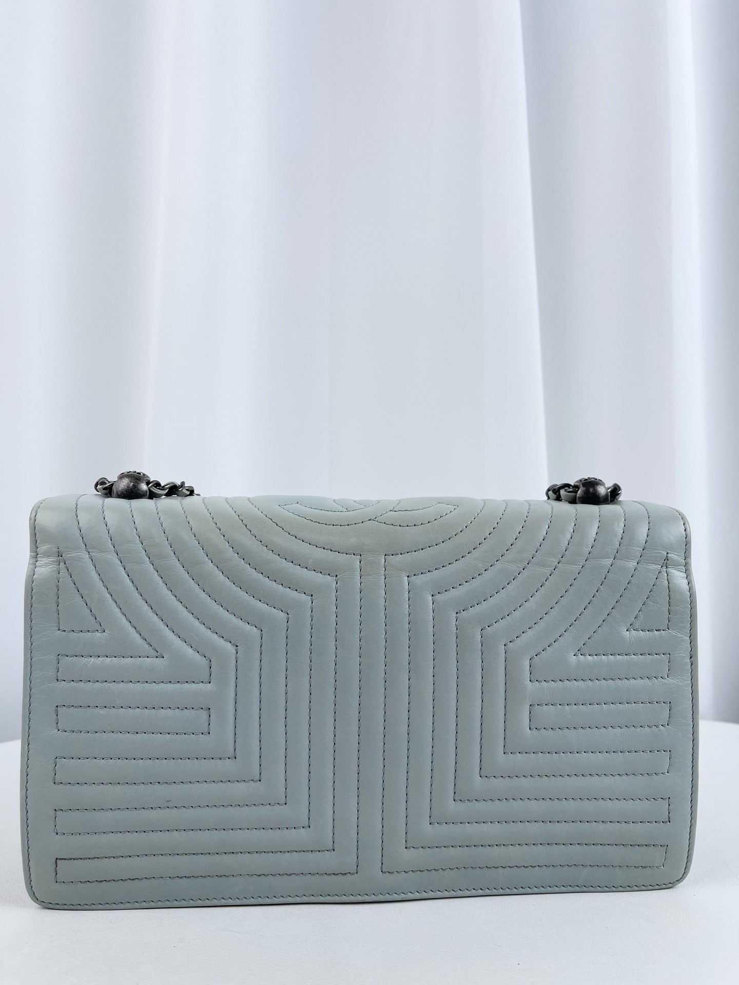 Chanel - Other - Leather - Grey - (medium)