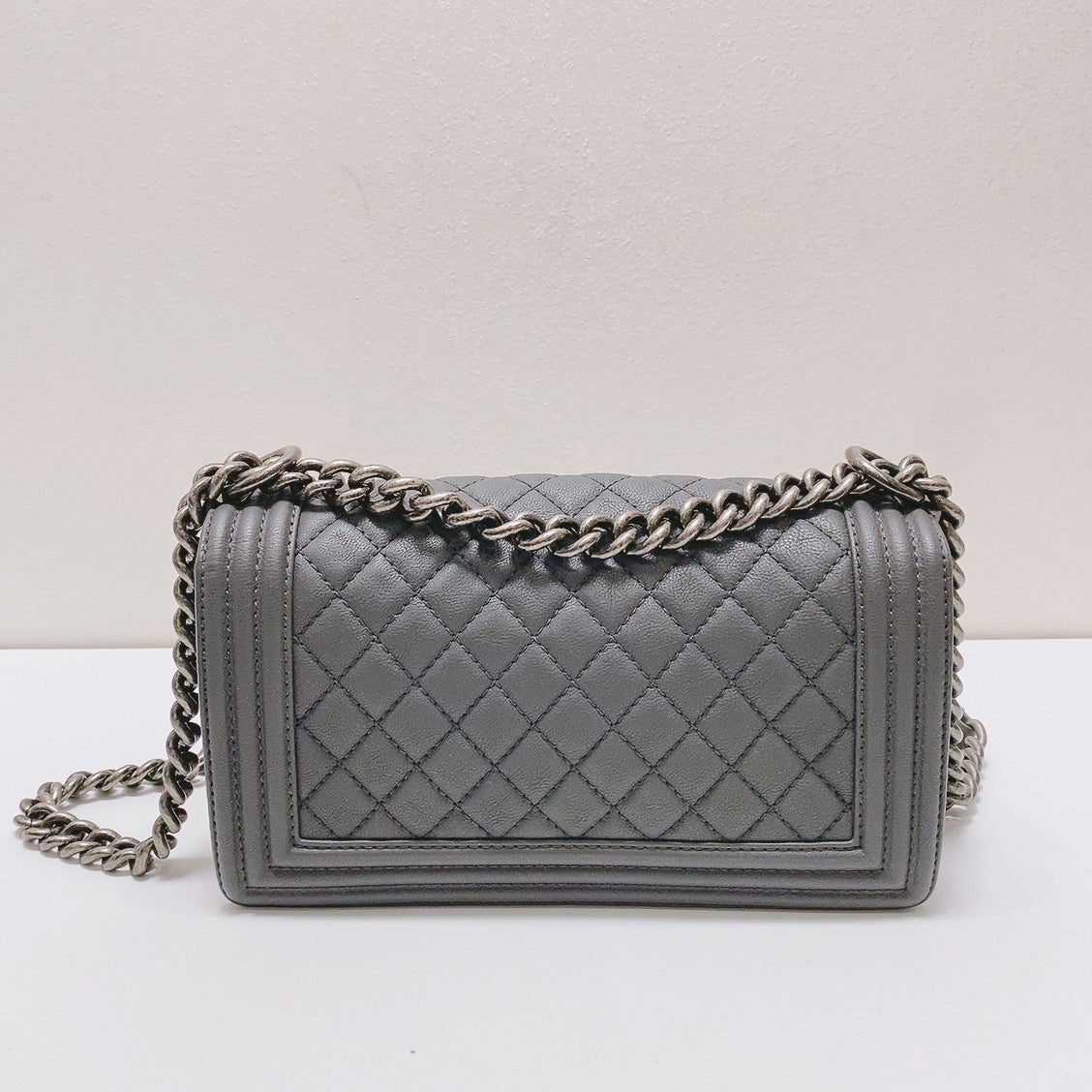 Chanel - Other - Leather - Grey - (medium)