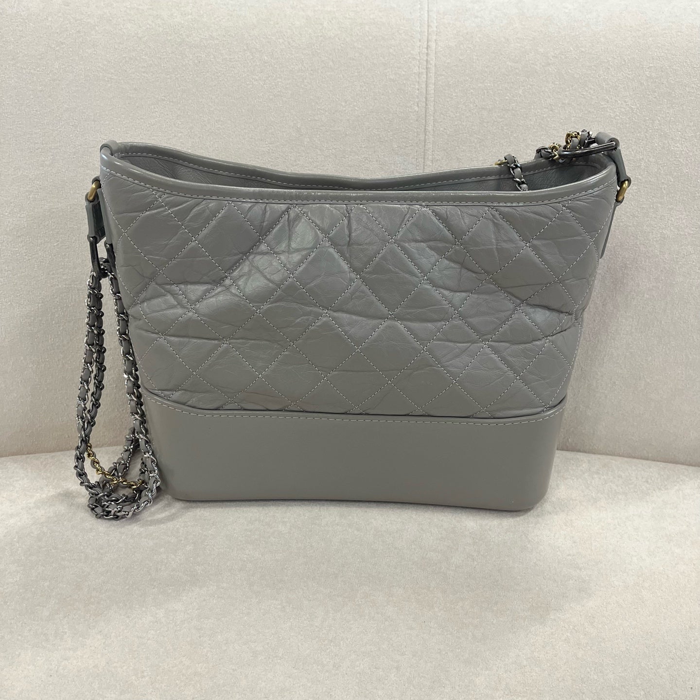 Chanel - Other - Leather - Grey - (medium)