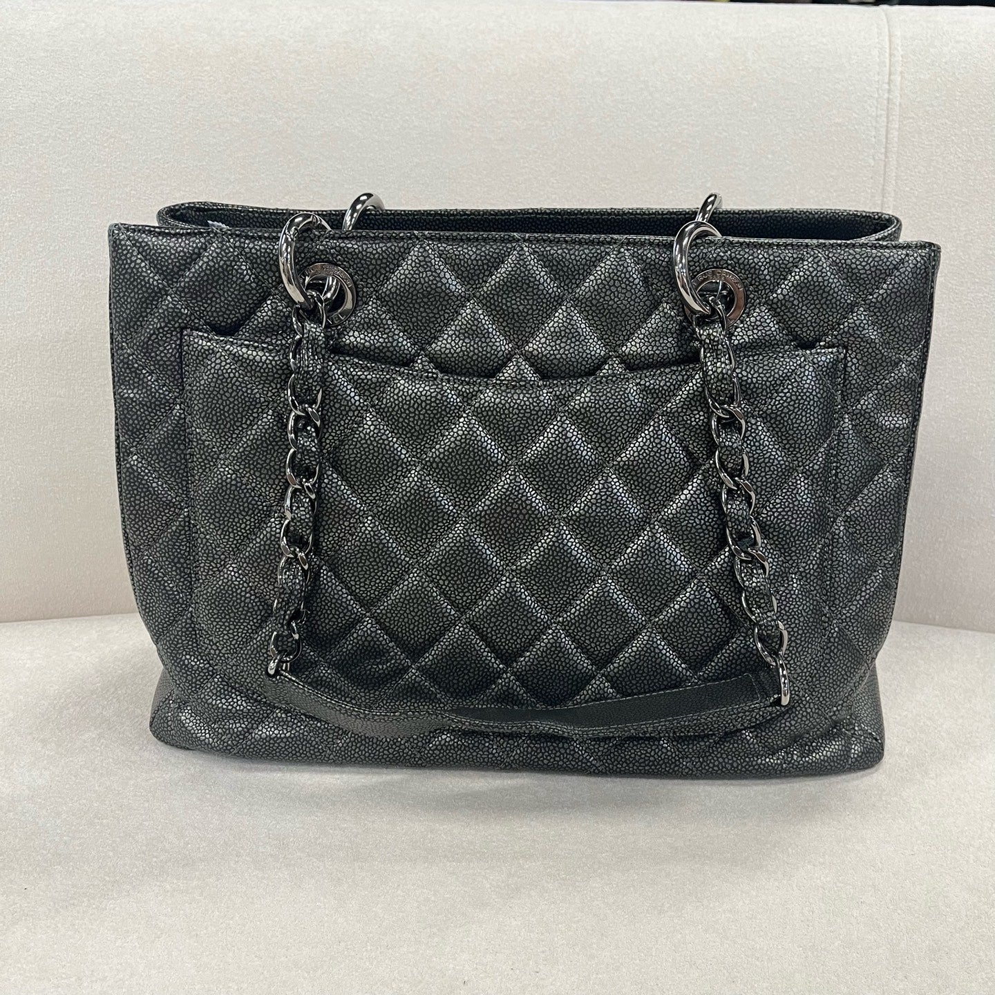 Chanel - Other - Leather - Grey - (medium)