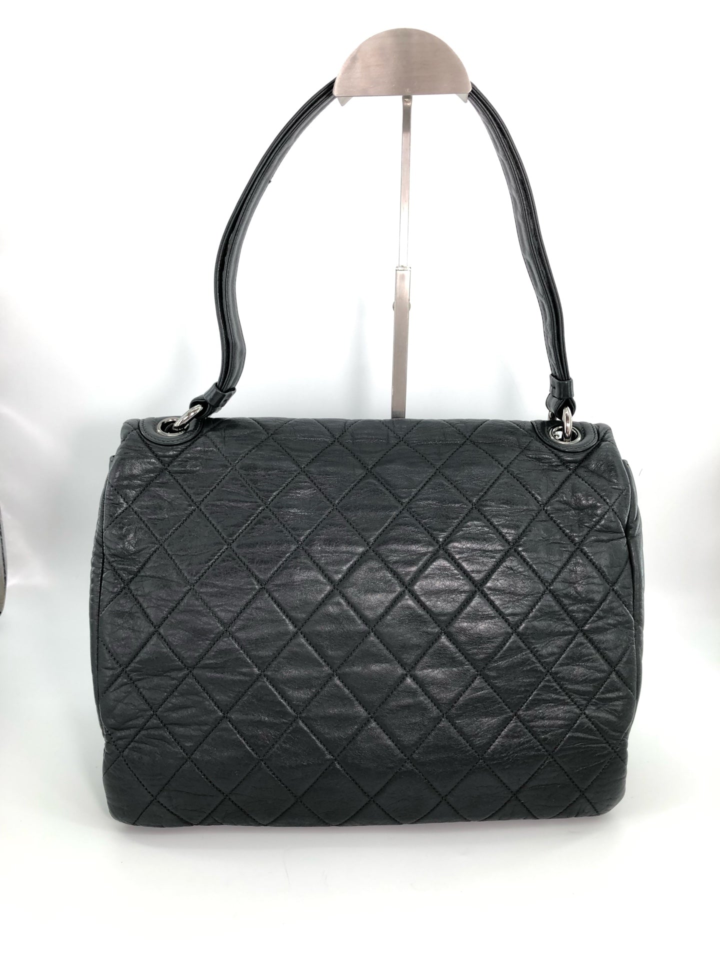 Chanel - Other - Leather - Grey - (medium)
