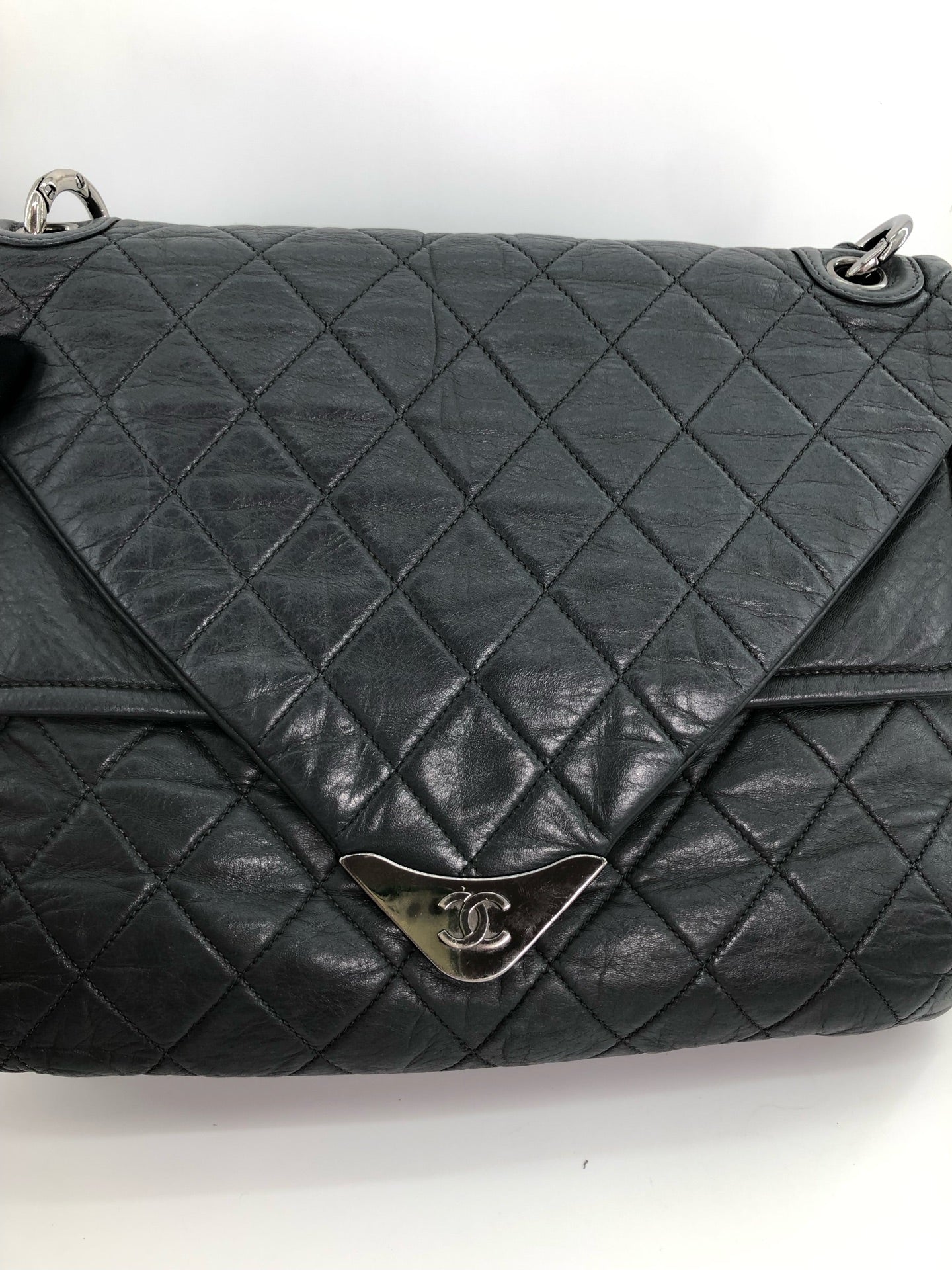 Chanel - Other - Leather - Grey - (medium)