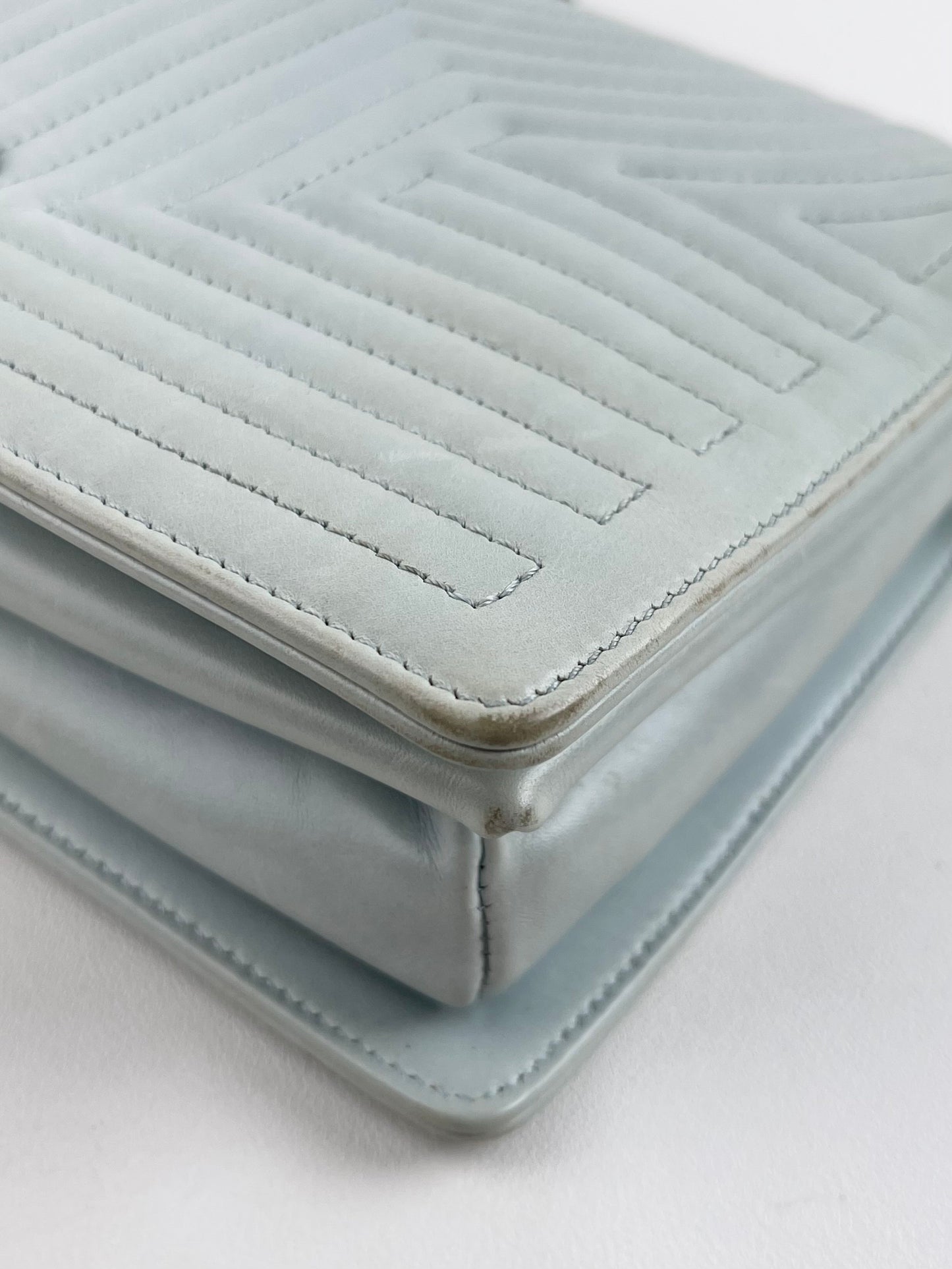 Chanel - Other - Leather - Grey - (medium)