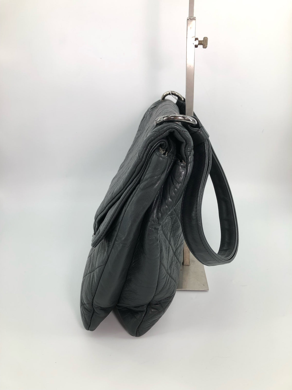 Chanel - Other - Leather - Grey - (medium)